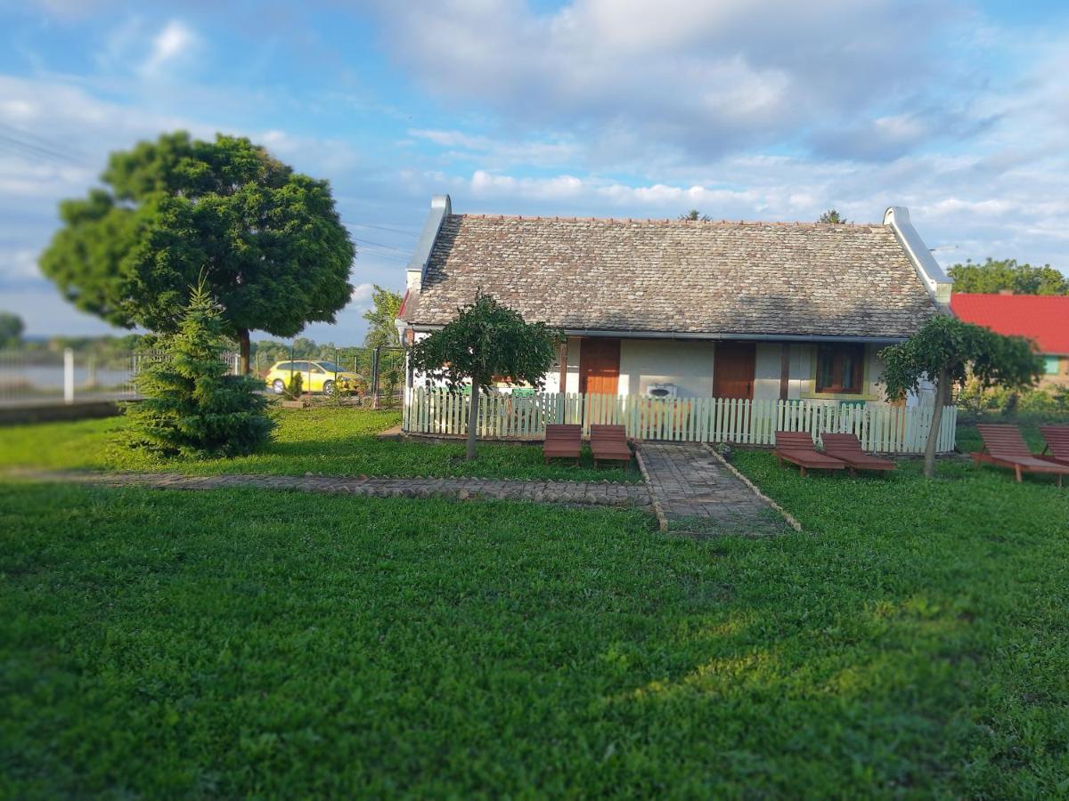 Villa Diiva Curug 外观 照片